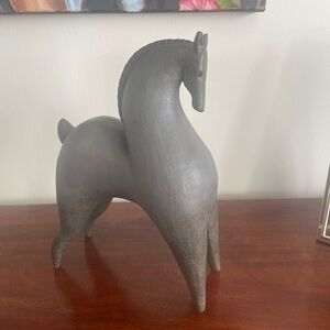 Elegant Gray Horse Sculpture